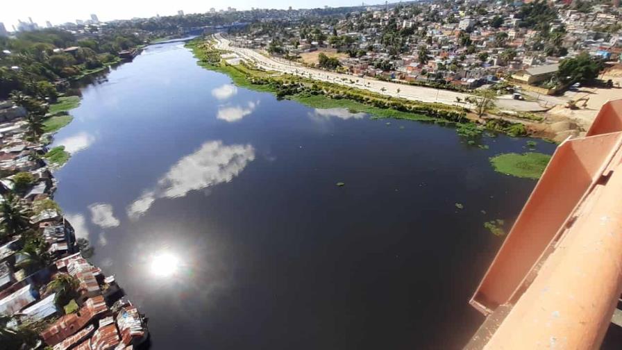 Aguas del río Ozama, más turbias de lo acostumbrado