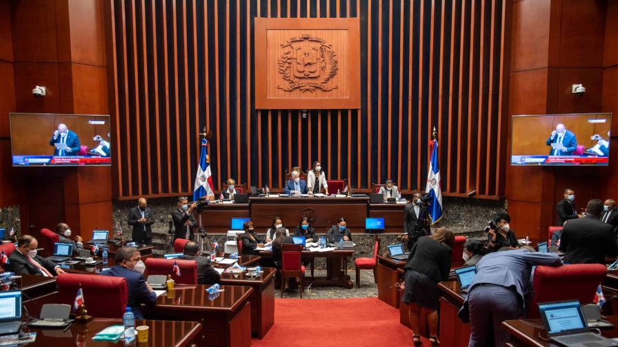 Senado aprueba el Código Penal en primera lectura sin las tres causales