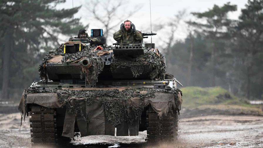 Ucrania recibirá un centenar de tanques pesados Leopard 1