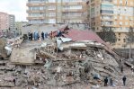 Erdogan declara siete días de luto tras terremoto en Turquía
