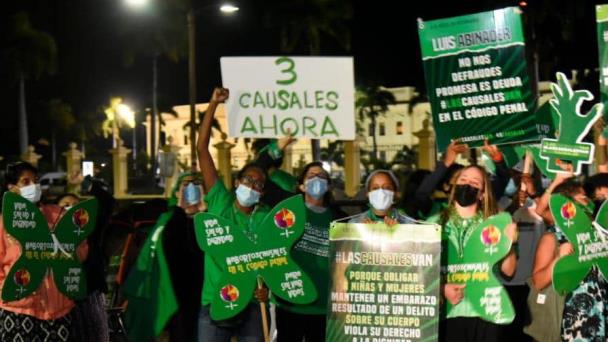 Llaman al Senado a favorecer inclusión de tres causales en el Código Penal
