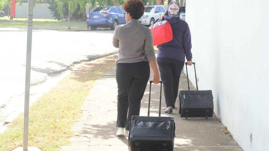Falta de trabajo, seguridad y derechos: razones por las que jóvenes dominicanos emigran Falta de trabajo, seguridad y derechos: razones por las que jóvenes dominicanos emigran