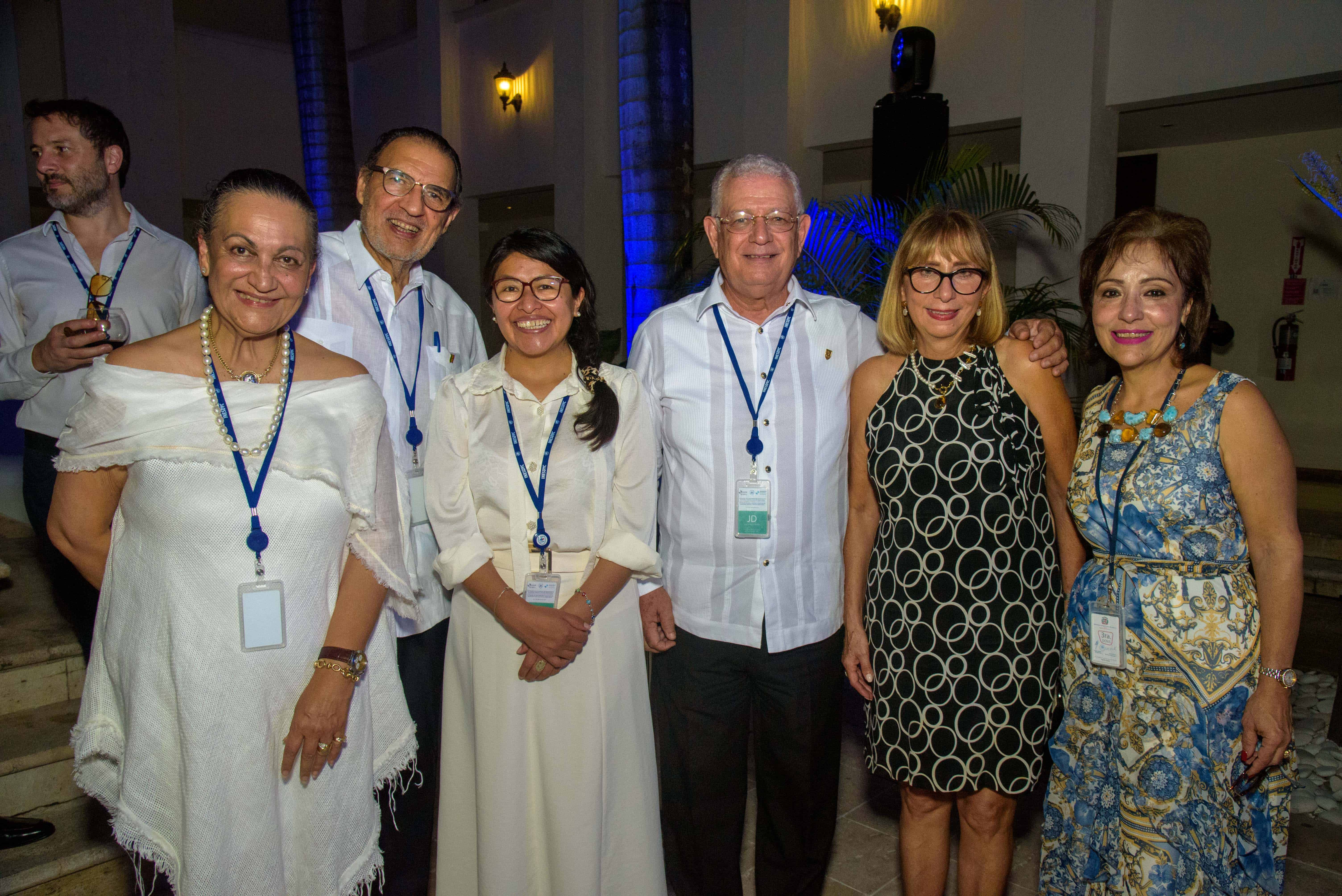 María Len Bermúdez, Marco Rivera Balaguer, Eva Chuquimia, José rafael Espaillat, Yolanda Azuara y Rosa María Nadal. 