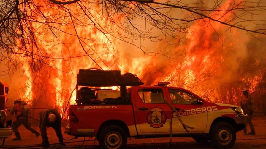 Argentina enfrenta críticos incendios en la zona de humedales del noreste