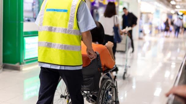 Dominicanos realizaron 17,780 solicitudes de sillas de ruedas en un mes