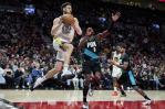 VIDEO | Lillard firma triple-doble y Blazers remontan ante Warriors VIDEO | Lillard firma triple-doble y Blazers remontan ante Warriors