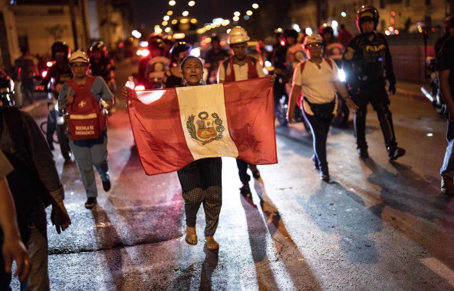 Fiscalía de Perú investiga atentado en el que murieron siete policías