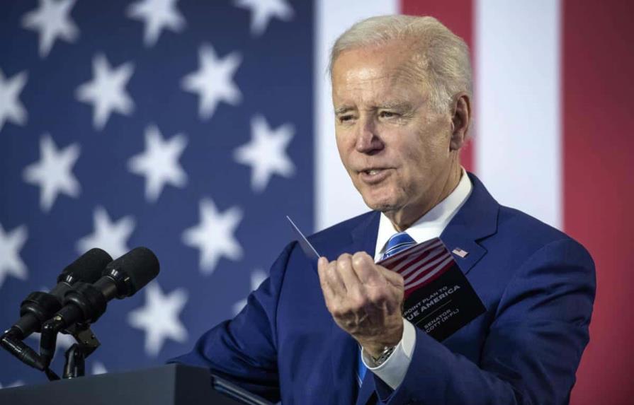 Biden promete en Florida impedir recortes a la sanidad pública