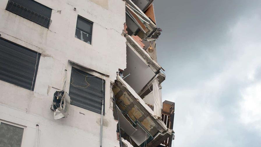 EE.UU. permitirá durante 180 días las transacciones a Siria por el terremoto