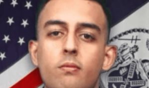 Velan los restos del policía de NY que recibió un disparo en la cabeza durante un intento de robo