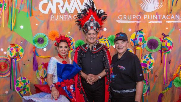 El Carnaval de Punta Cana celebra exitosa 14ta. edición al ritmo de música y colores junto a miles de personas