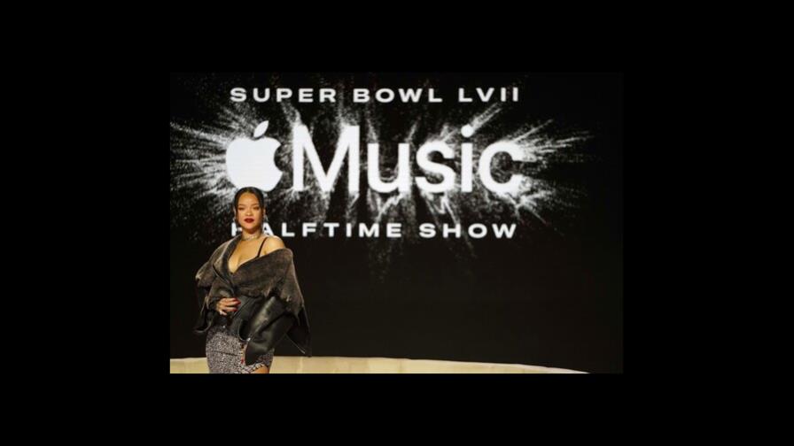 Rihanna promete espectáculo de Super Bowl lleno de música