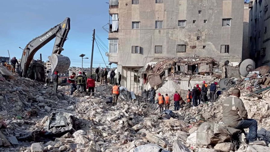 La presidenta de la Cruz Roja llega a Siria tras los terremotos