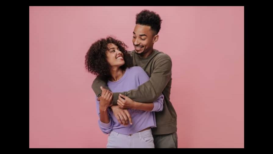 Pasar de amigos a pareja: ¿cómo lograrlo de forma exitosa?