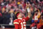 Patrick Mahomes obtiene su segundo premio Jugador Más Valioso Patrick Mahomes obtiene su segundo premio Jugador Más Valioso