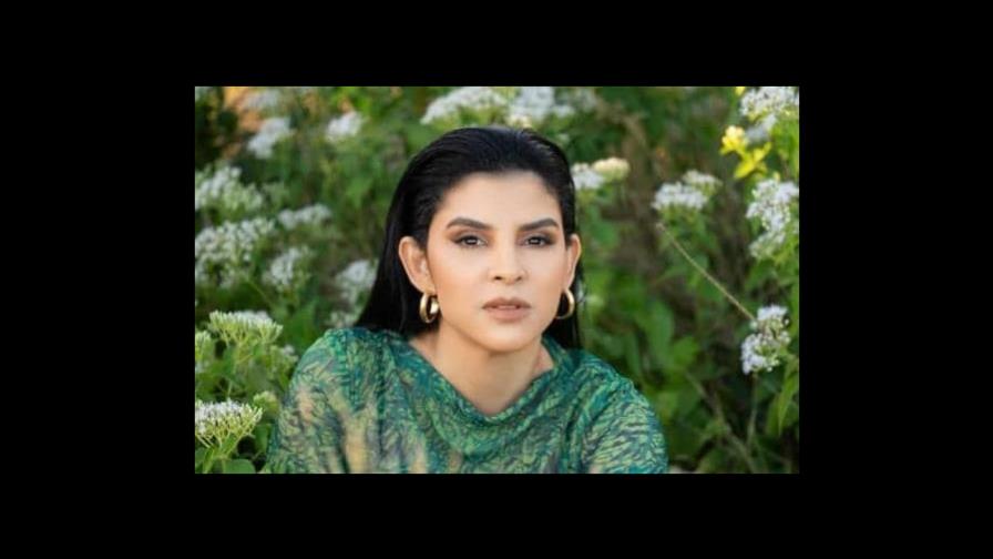 La cirujana plásticaTania Medina se estrena como ´bachatera´