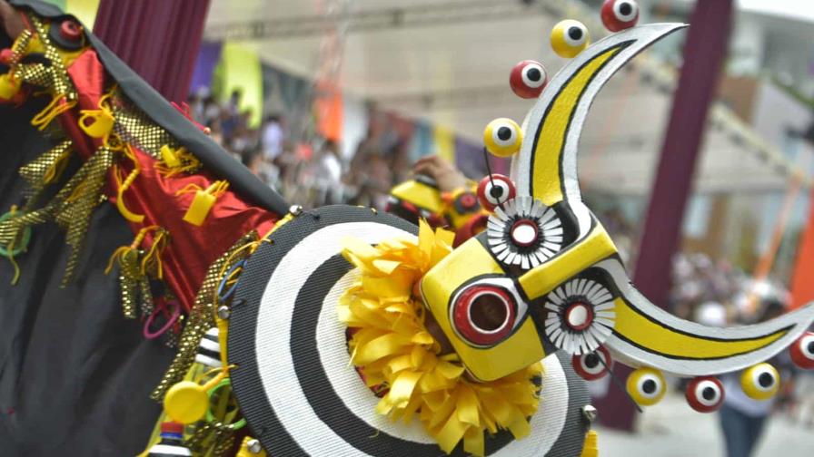 Tres exposiciones inspiradas en el Carnaval dominicano Tres exposiciones inspiradas en el Carnaval dominicano