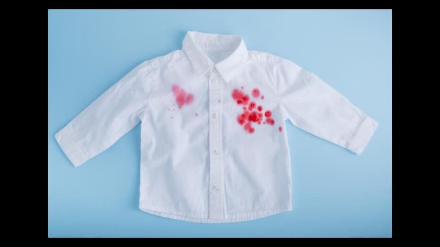 Cómo quitar las manchas de sangre de la ropa