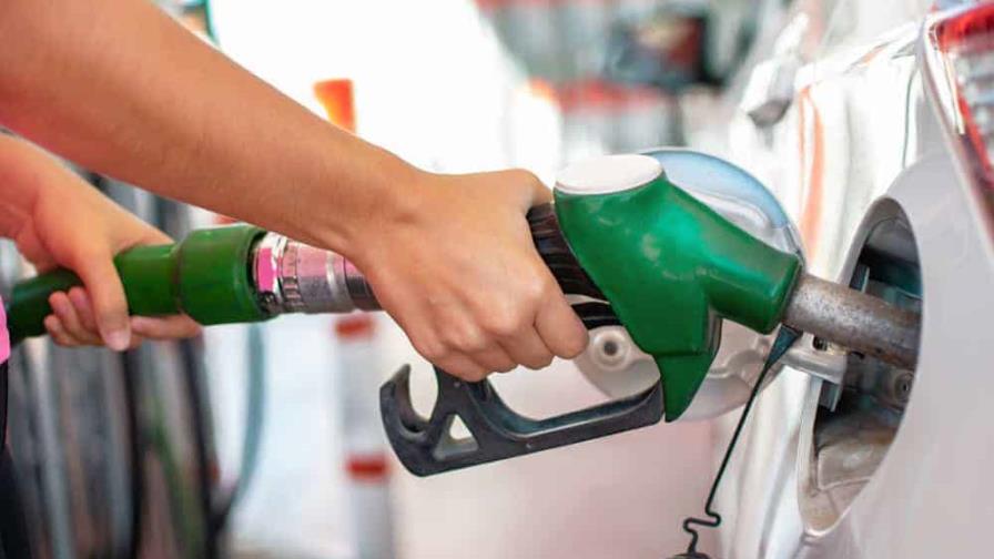 Disponen bajar RD$32.98 al galón de avtur y mantener congelados demás combustibles