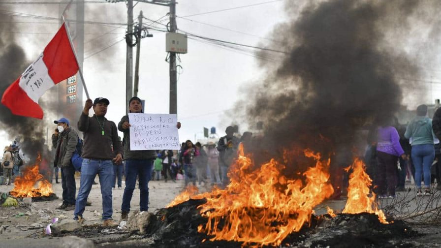 Muere una persona más en las protestas de Perú, lo que eleva la cifra a 70