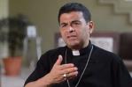 El papa preocupado por obispo condenado a 26 años por negarse a salir de Nicaragua