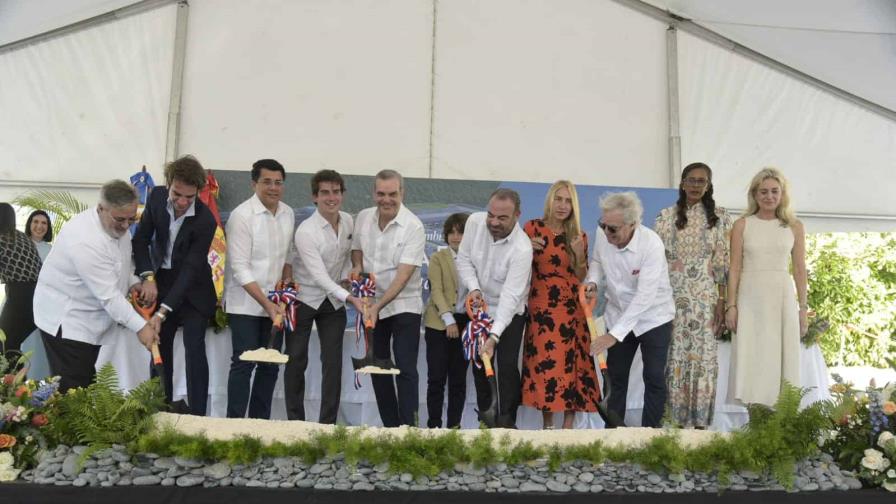 Abinader da el primer palazo para la construcción del nuevo hotel Paradisus Punta Cana