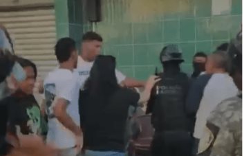 Pariente de padre de niño ultimado en carnaval de Santiago narra cómo ocurrió el hecho