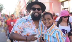 Niño muerto a tiros en carnaval de Santiago era estudiante meritorio