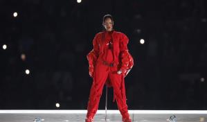 Rihanna deslumbra en espect&aacute;culo de medio tiempo del Super Bowl LVII