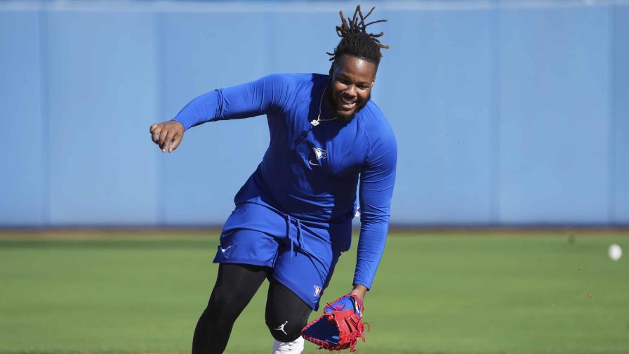 Guerrero Jr., llegó temprano al campamento de cara al Clásico