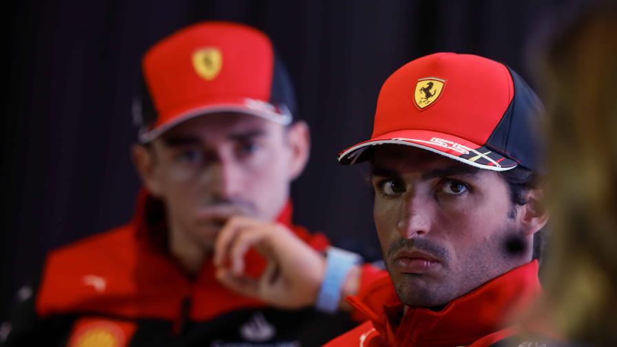 Leclerc y Sainz se entusiasman con el nuevo Ferrari