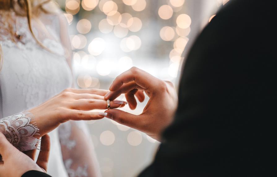 Aumentan los matrimonios en EE.UU. tras bajón por la pandemia