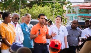 Fundación Cruz Jiminián realiza operativo médico en el Simón Bolívar