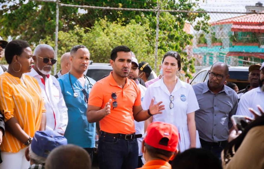 Fundación Cruz Jiminián realiza operativo médico en el Simón Bolívar