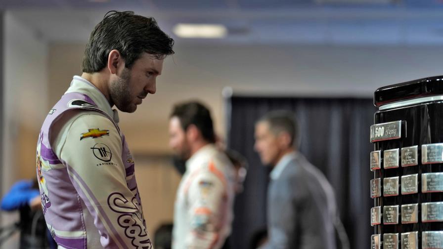 Suárez firma extensión con Trackhouse Racing Suárez firma extensión con Trackhouse Racing