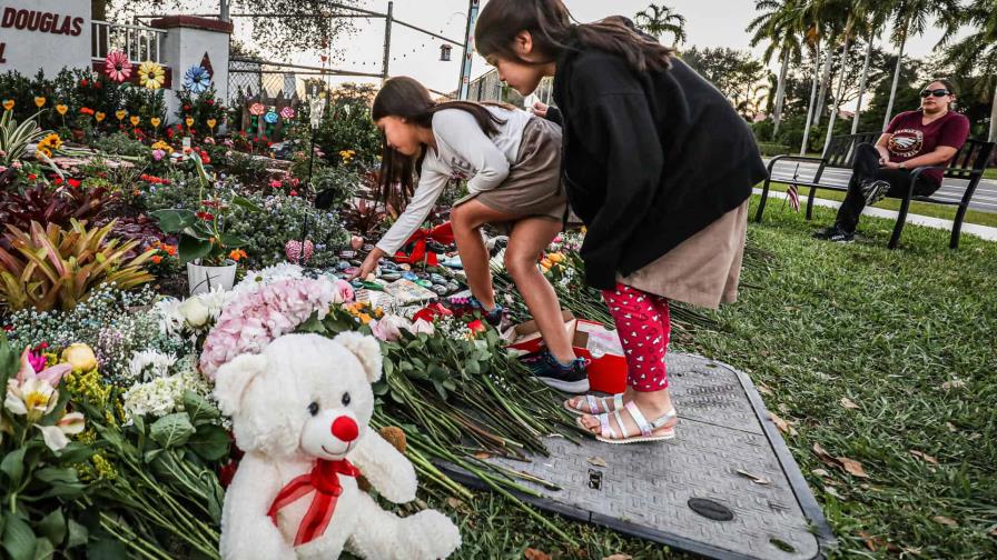 A cinco años de Parkland, tributo a víctimas y pedido de mayor control de armas