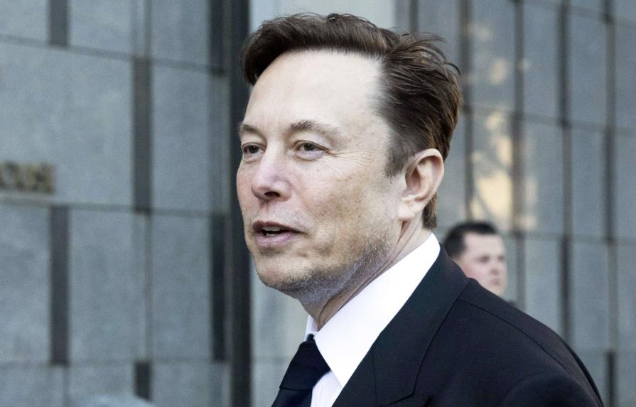 Elon Musk donó 1,900 millones en acciones de Tesla a la caridad el año pasado