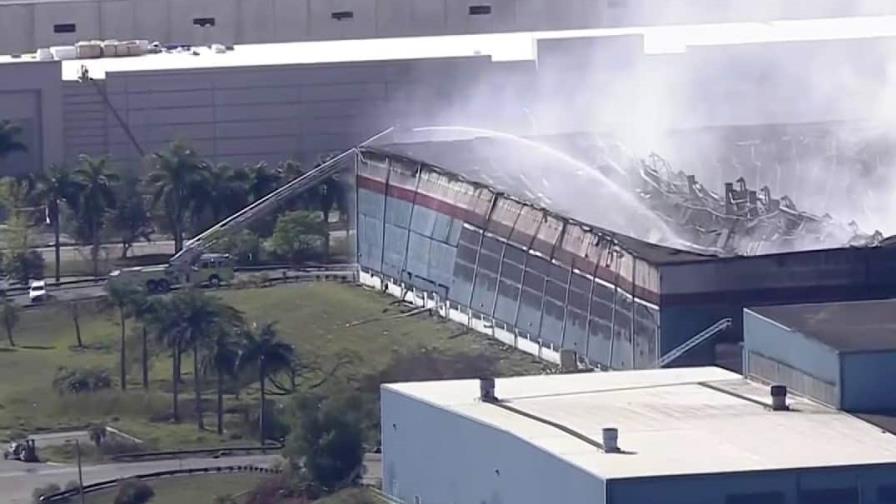 Incendio en una planta de desechos de Miami-Dade lleva cinco días activo