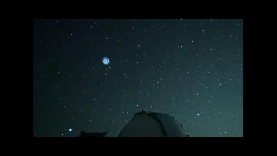 Un telescopio capta un misterioso espiral en el cielo de Hawái