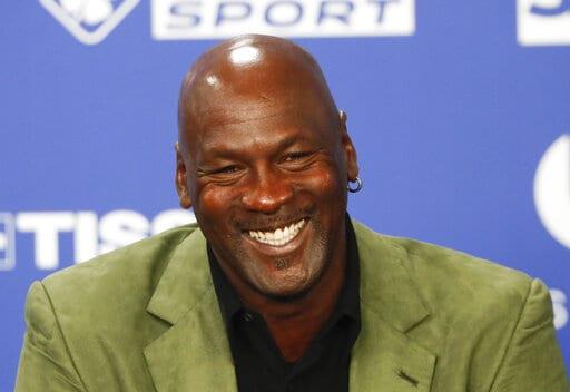 Michael Jordan dona 10 millones a Fundación Make-A-Wish