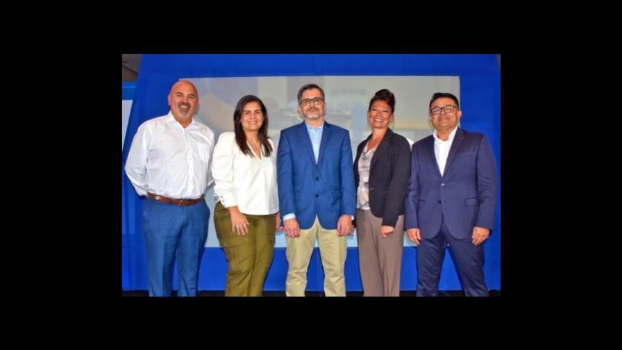 Farmaconal y Zimmer Biomet presentan prótesis de última generación