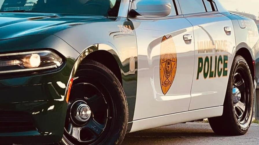 Muere hombre armado que se atrincheró varias horas en una casa de Miami