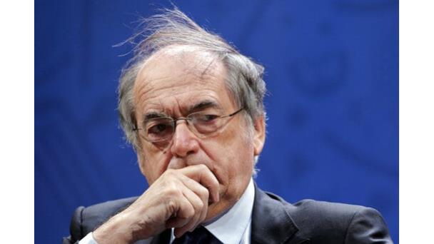 Auditoría pone en jaque a presidente del fútbol francés