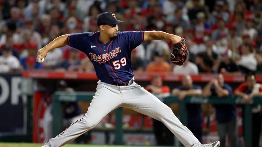 Jhoan Durán salva su séptimo partido en victoria de Twins sobre Kansas City