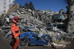 Turquía encarcela a 54 sospechosos del derrumbe de edificios tras sismo