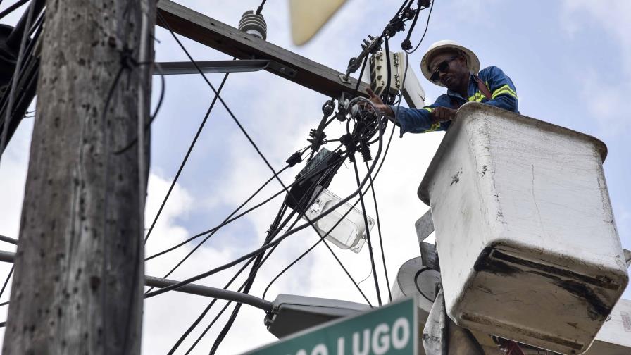 Pese a los apagones en el 2022, subió la cantidad de energía generada en RD