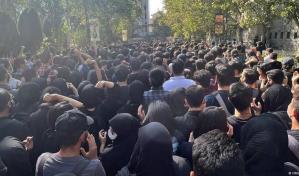 Regresan las protestas a varias ciudades de Ir&aacute;n