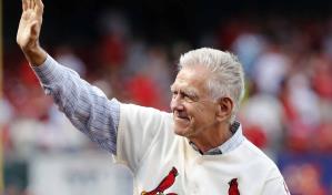 Falleció Tim McCarver, excátcher y comentarista de las mayores