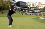 Woods abre con ronda de 69 en Riviera, a 5 de la punta