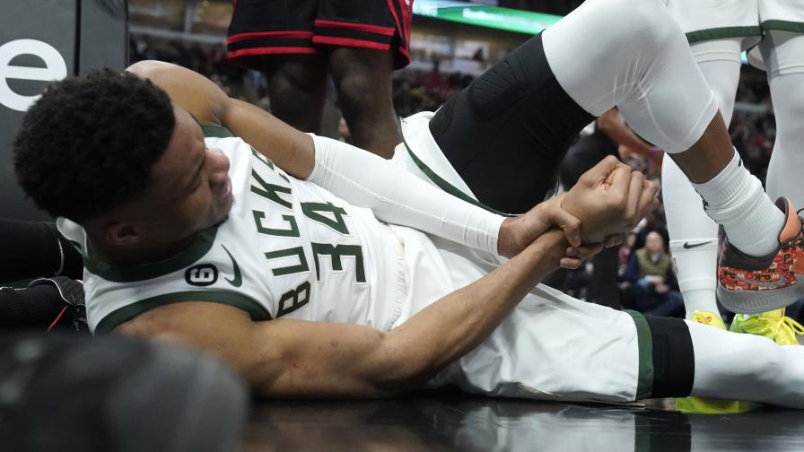 VIDEO | Los Bucks llevan 12 victorias en línea; vencen pero Giannis fuera por lesión VIDEO | Los Bucks llevan 12 victorias en línea; vencen pero Giannis fuera por lesión